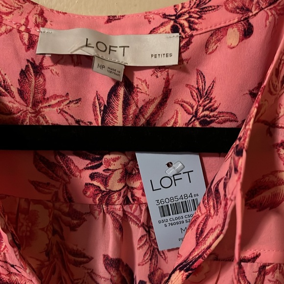 Loft Vine Ruffle Blouse - Picture 2 of 3